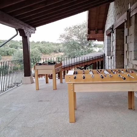 La Fontana De Gredos Διαμέρισμα Navaluenga
